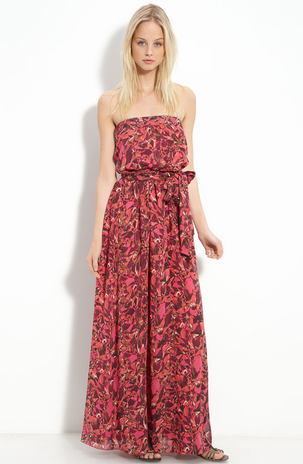 Maxi Dresses A Perfect Choice For All Type of Body Shapes