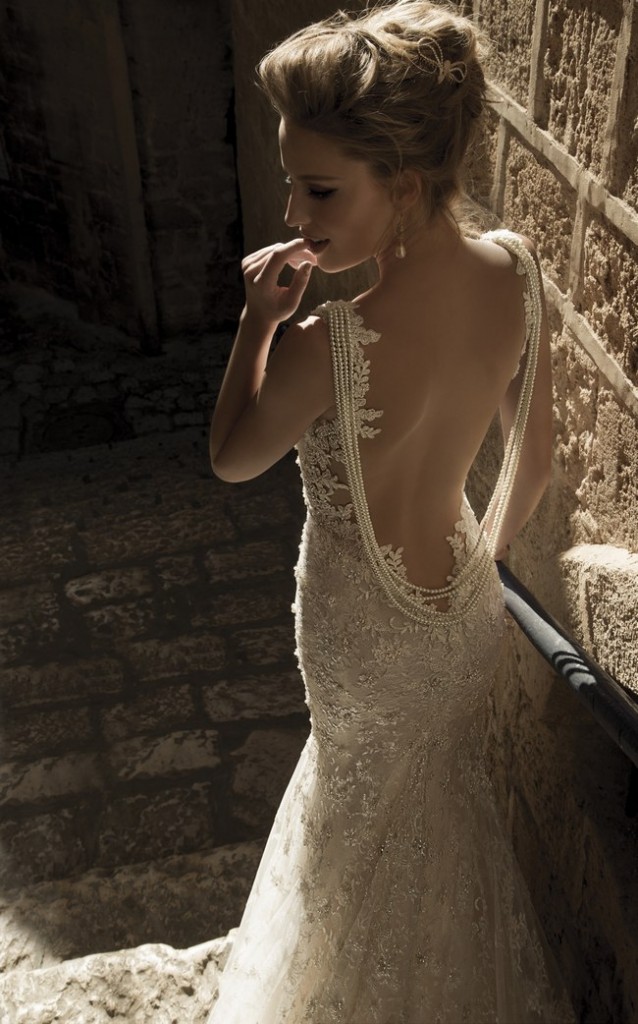 Lace Backless Wedding Dresses