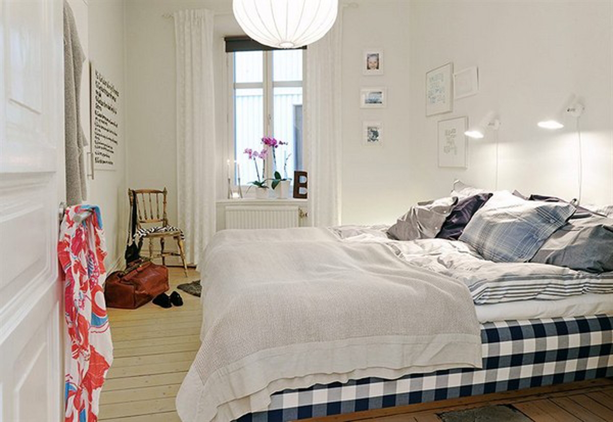 Modern-Apartment-White-Bedroom-Design-Ideas-Interior-Decorating-Bedroom-Design-Small-Living-Room-White-Walls-Dorm-Ideas-Wooden-Floors-Fitted-Gingham-Blanket-Box-Modern-Decor-Apartment-
