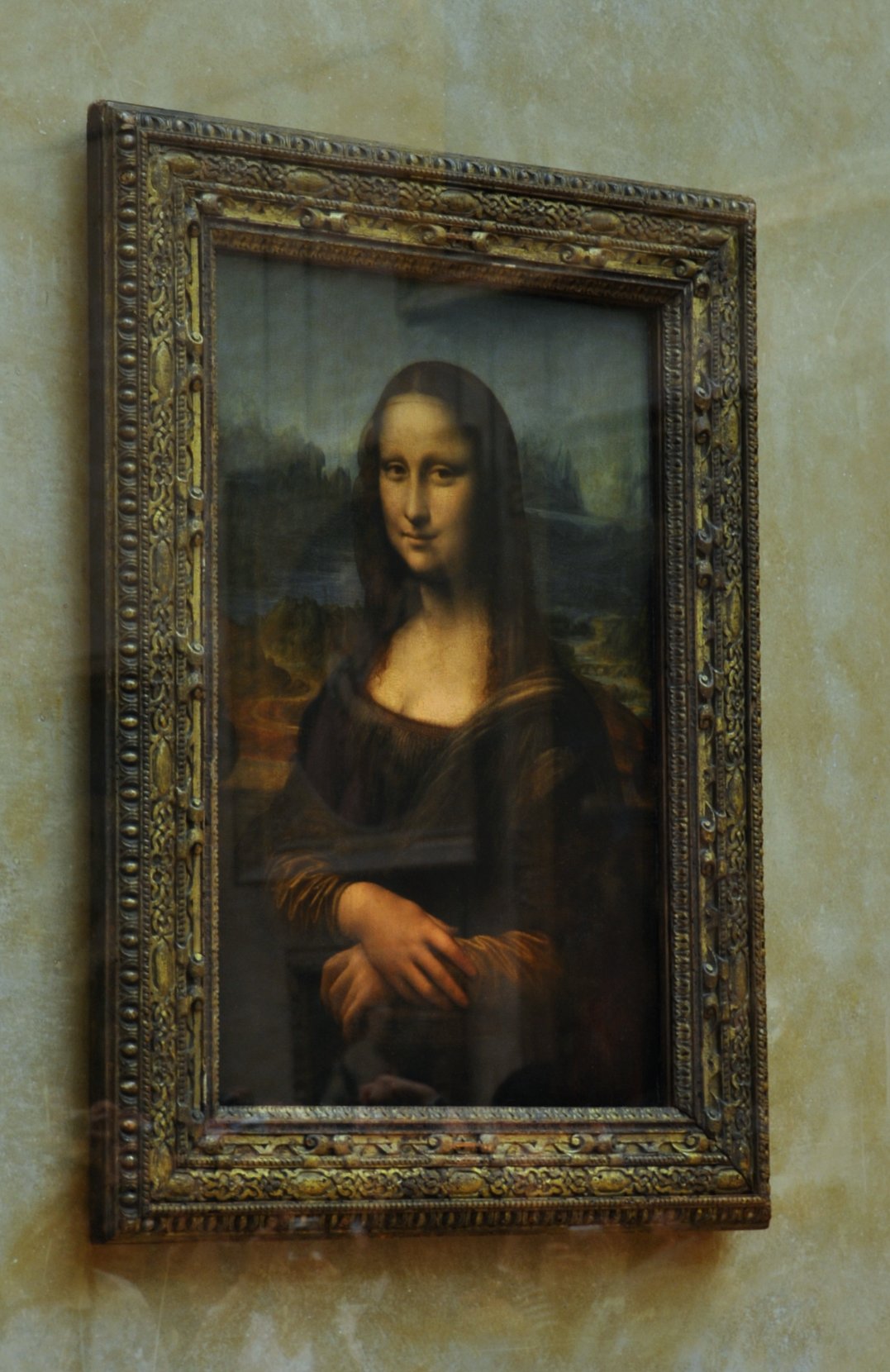 The famous Mona Lisa painting by Leonardo Davinci