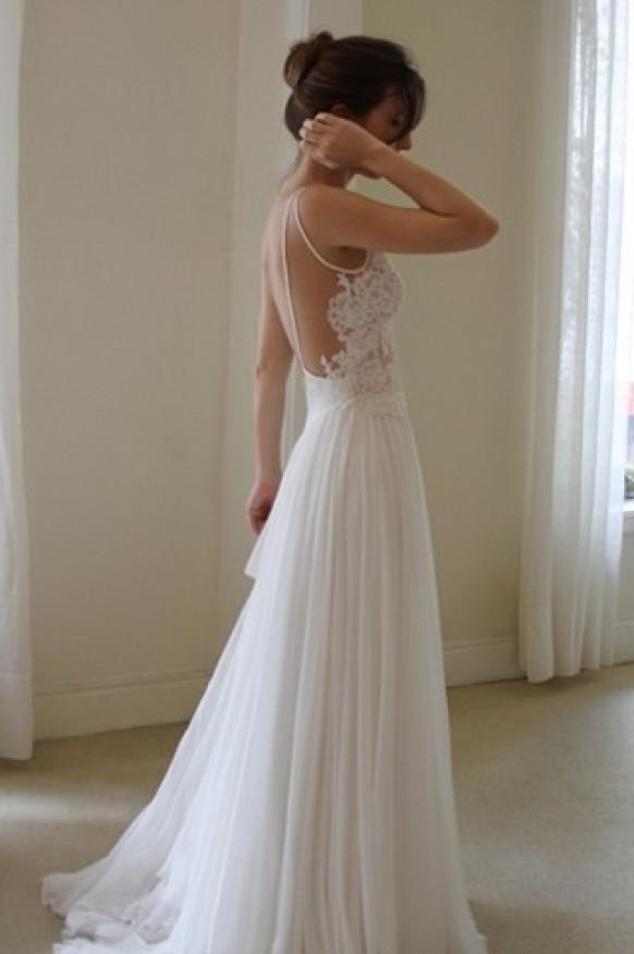 backless-lace-wedding-dress-designers