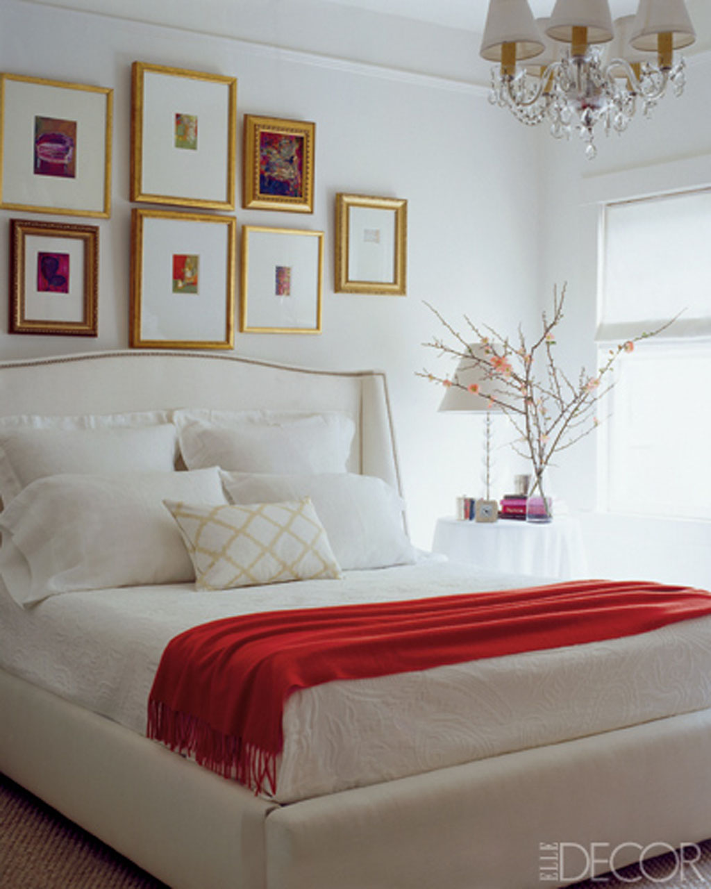 charm-red-white-bedroom-from-decor-interior-design-ideas