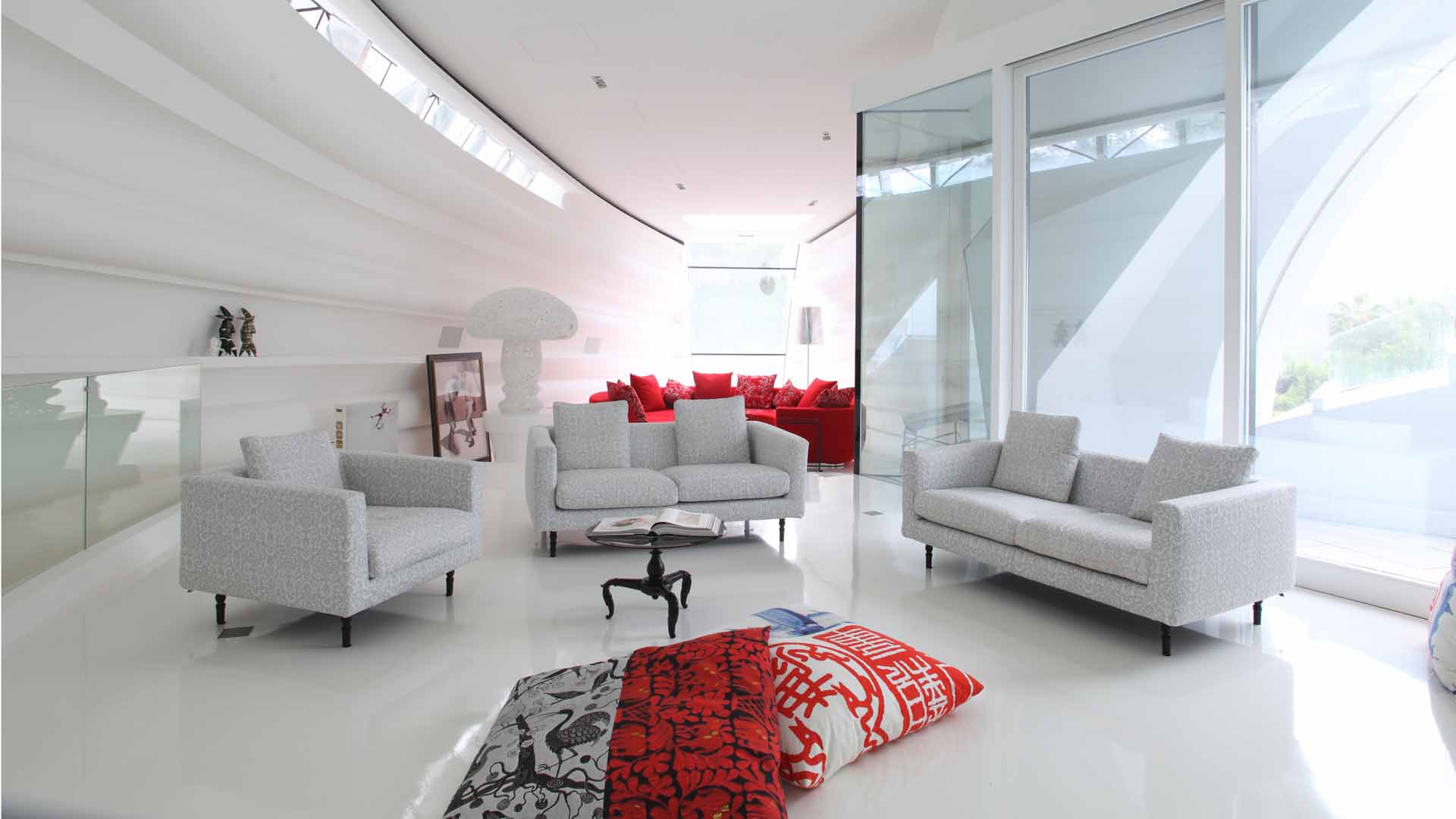 clean-luxury-futuristic-interior-living-order-design