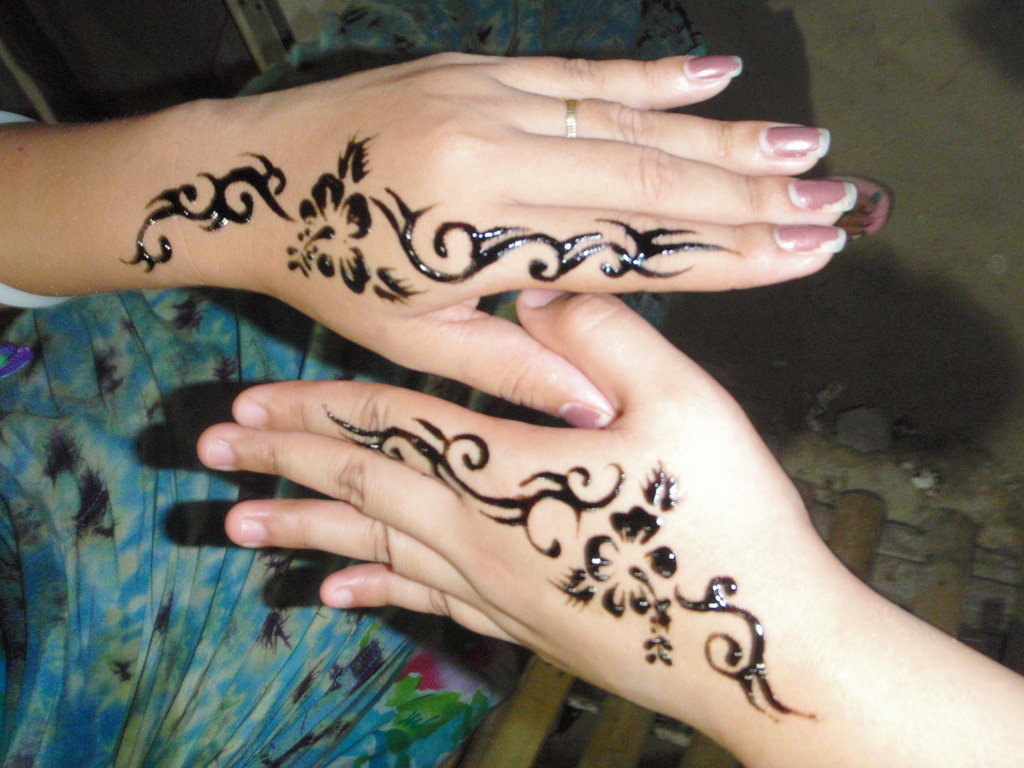 couple-henna-hand-tattoo-designs