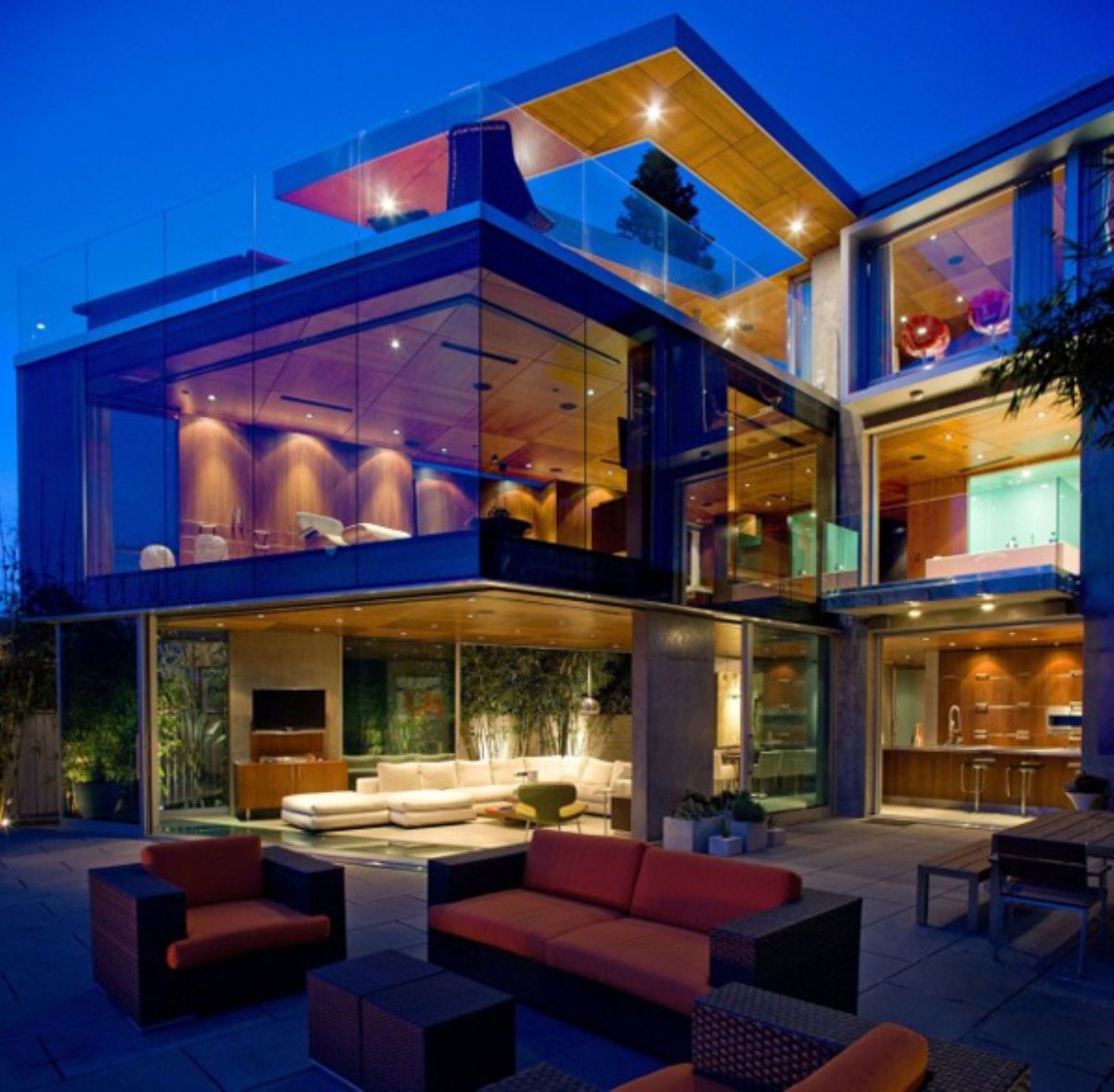exterior-interior-furniture-modern-home-exotic-house-decorated-with-glass-wall-design-ultra-modern-house1
