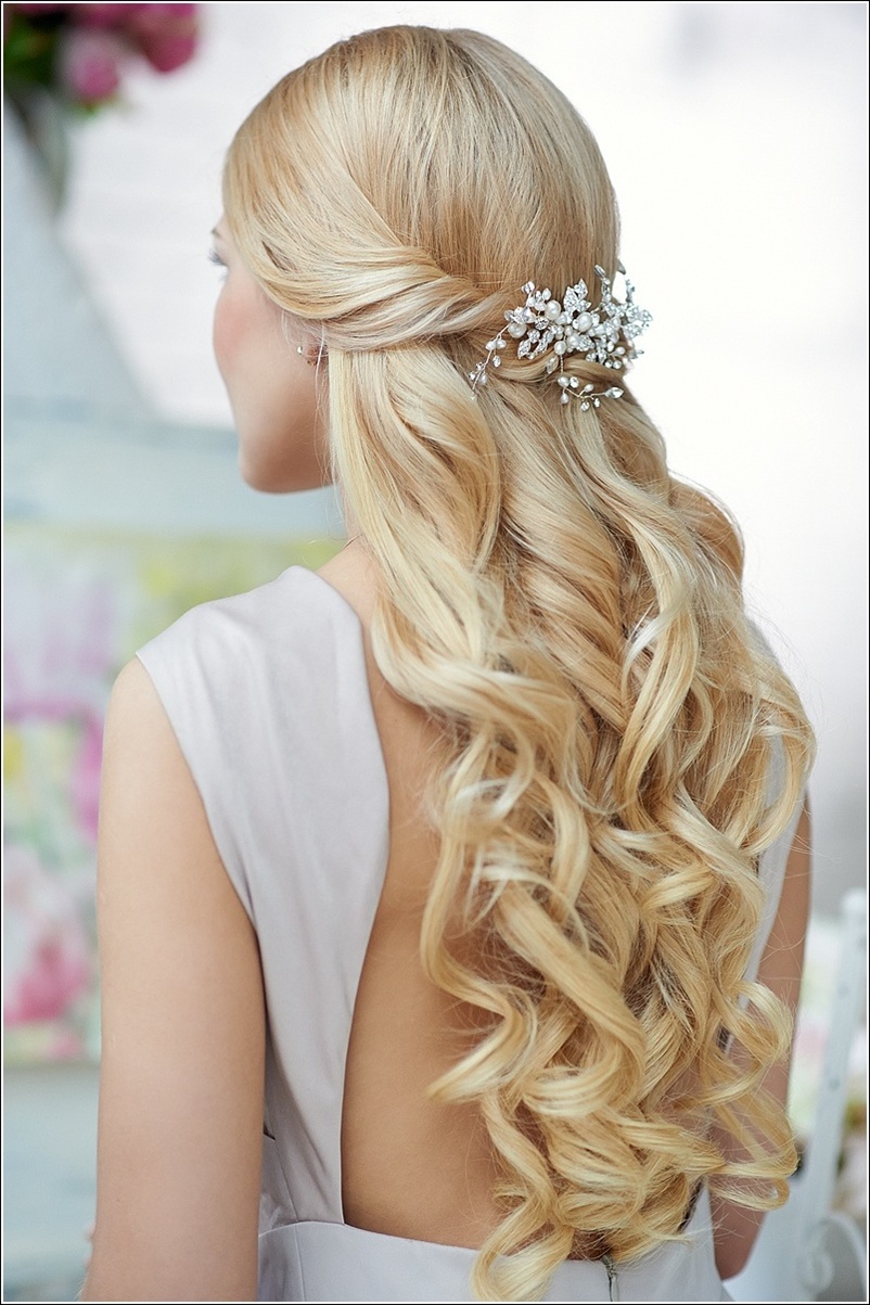 prom-hairstyles-for-medium-hair-with-curls-and-braids-image-prom-hairstyles-for-long-hair-with-braids-and-curls-hairstyle-names-picture