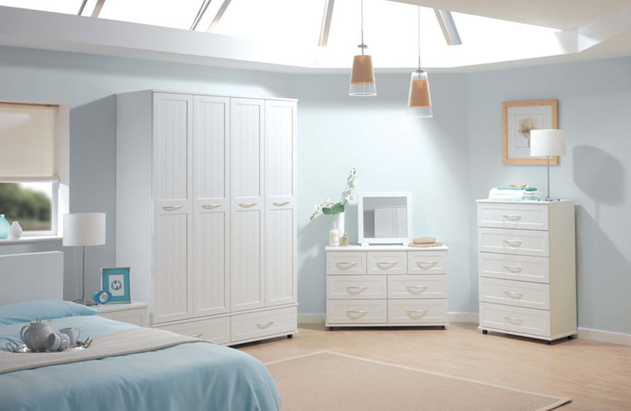 white-wood-bedroom-furniture-as-bedroom-furniture-sets-with-smart-design-for-Bedroom-home-decorators-furniture-quality