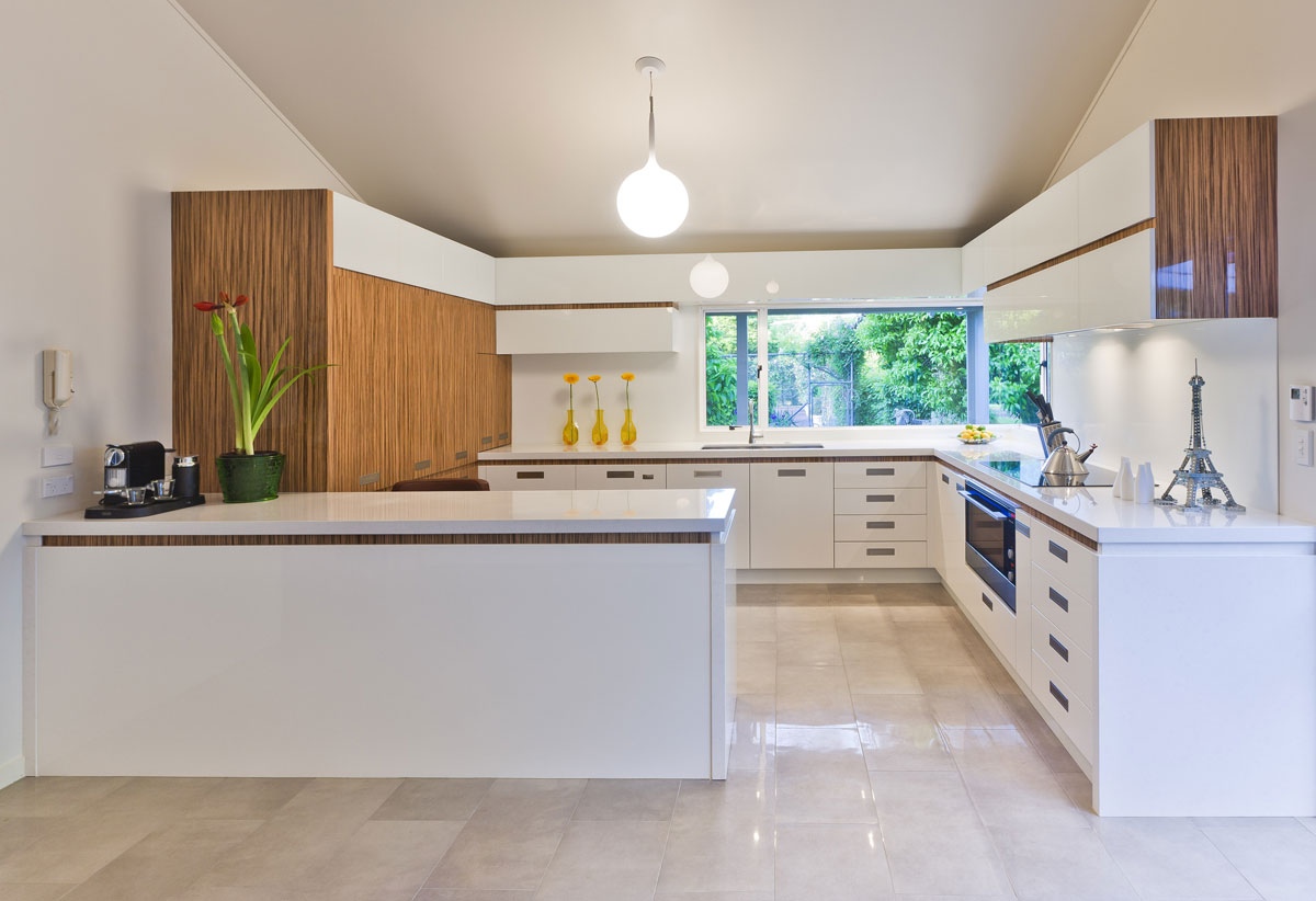 2015-modern-white-wood-kitchen-cabinets-gallery-design-ideas-with