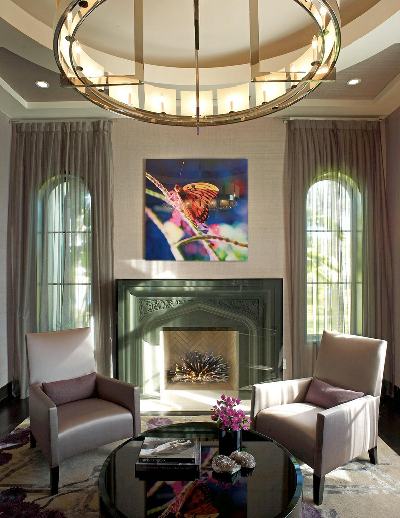Contemporary living room by B+G Design