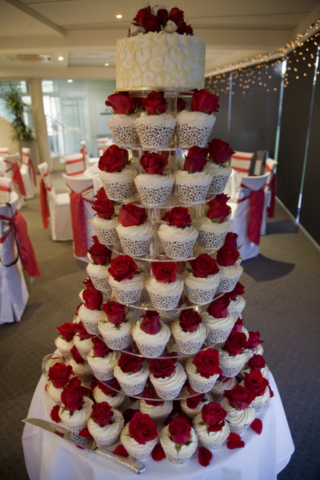 Cupcake-Wedding-Cake-Pictures-Cool