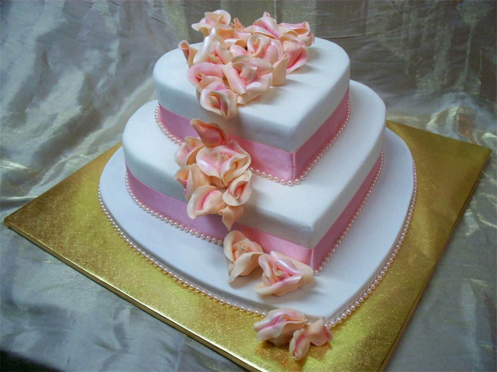 Heart shaped 2 tier stack cake