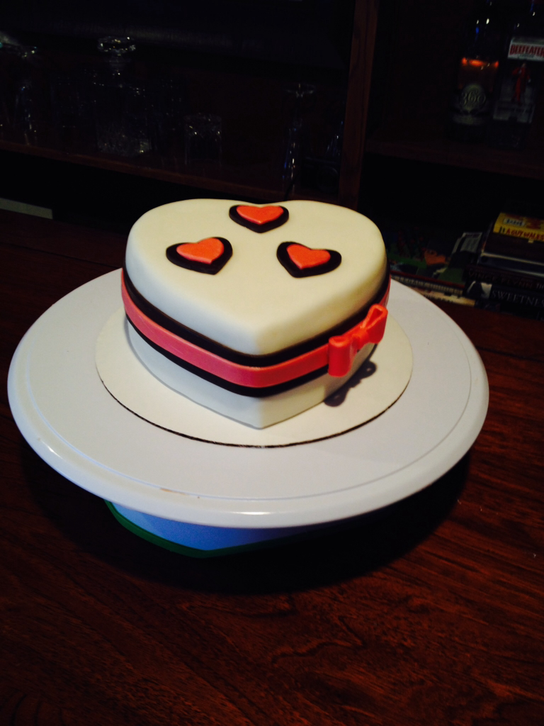 HeartShaped-Anniversary-Cake