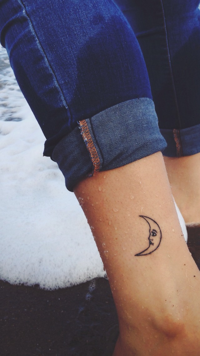 Little-Moon-Tattoo