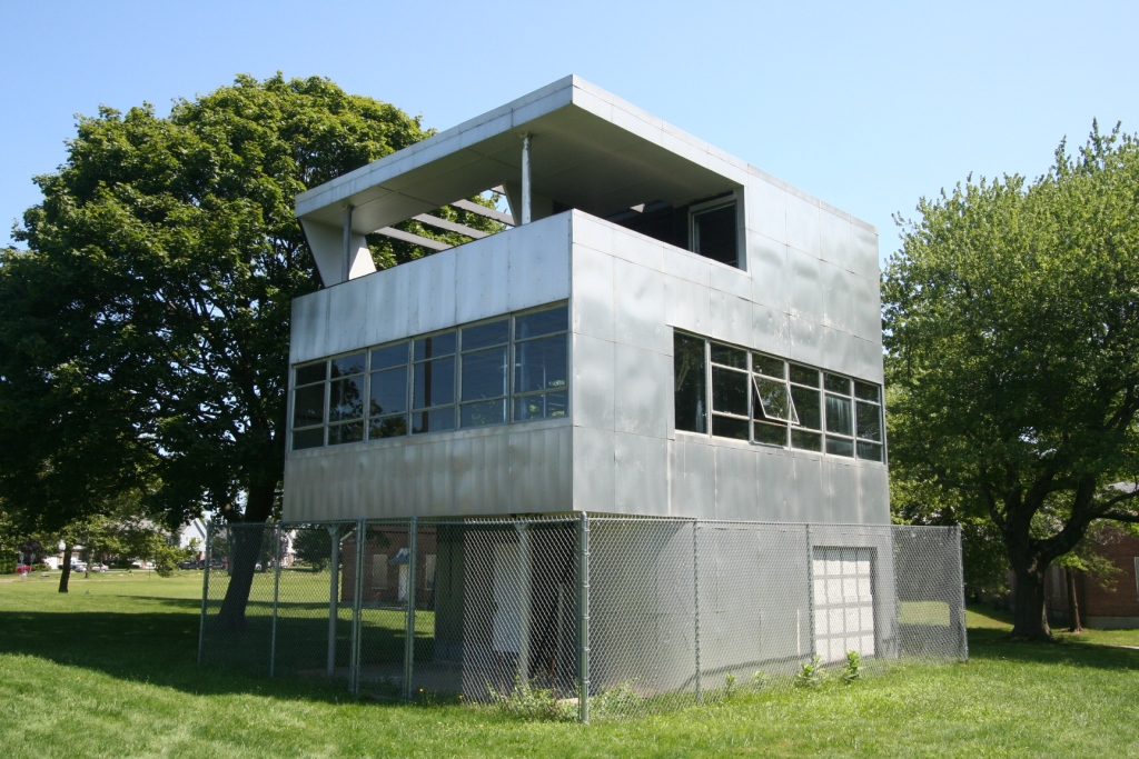 Modern-Prefab-House