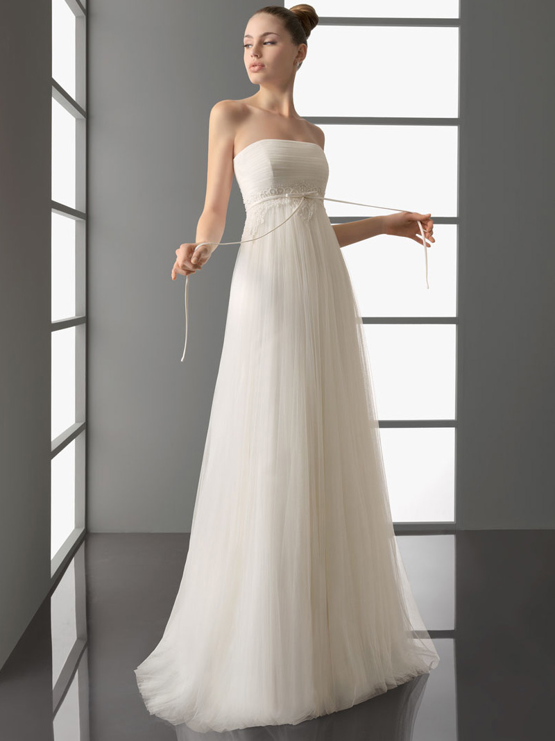 Simple-Wedding-Gowns-Styles