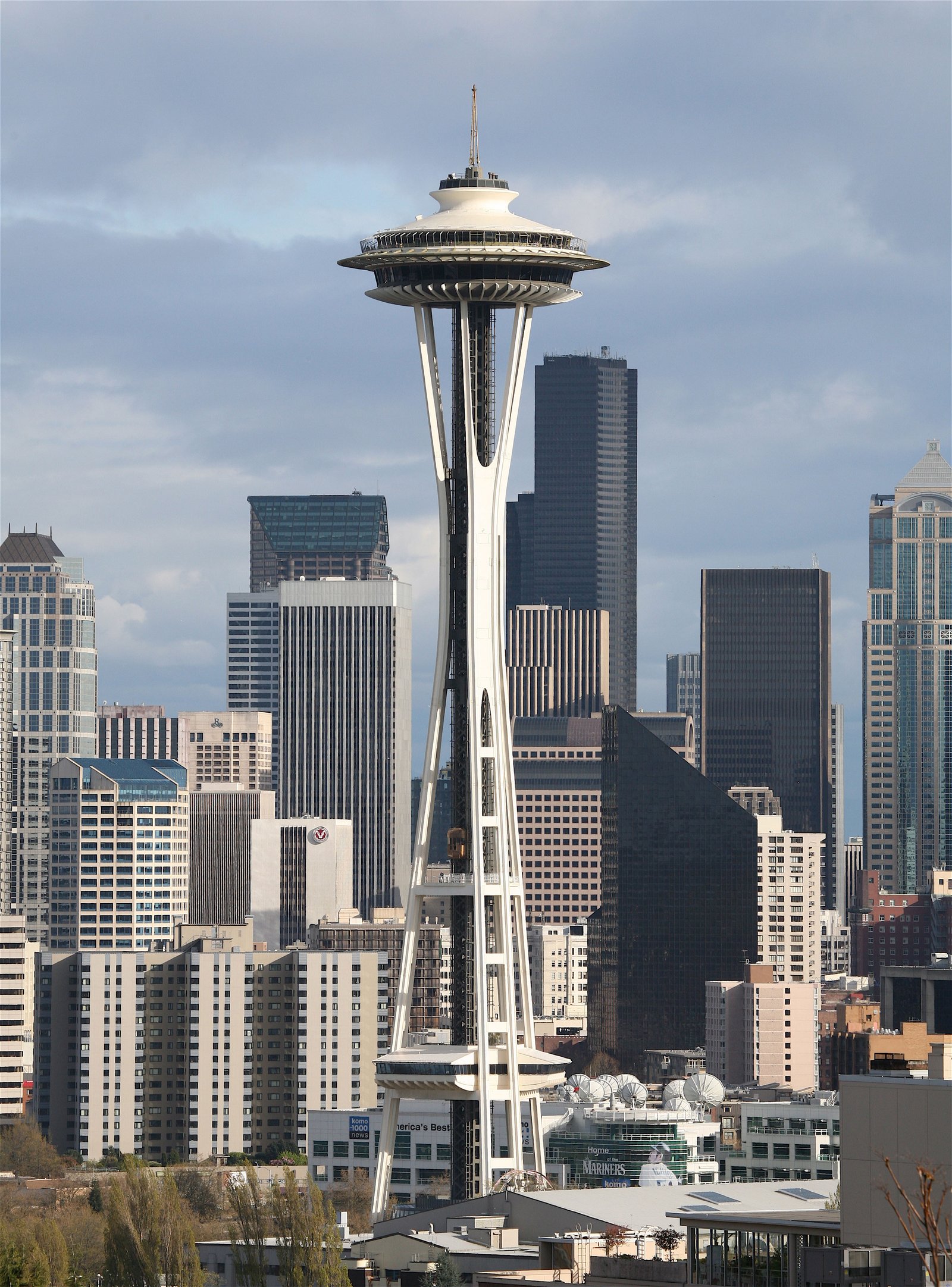 SpaceNeedleQAClose