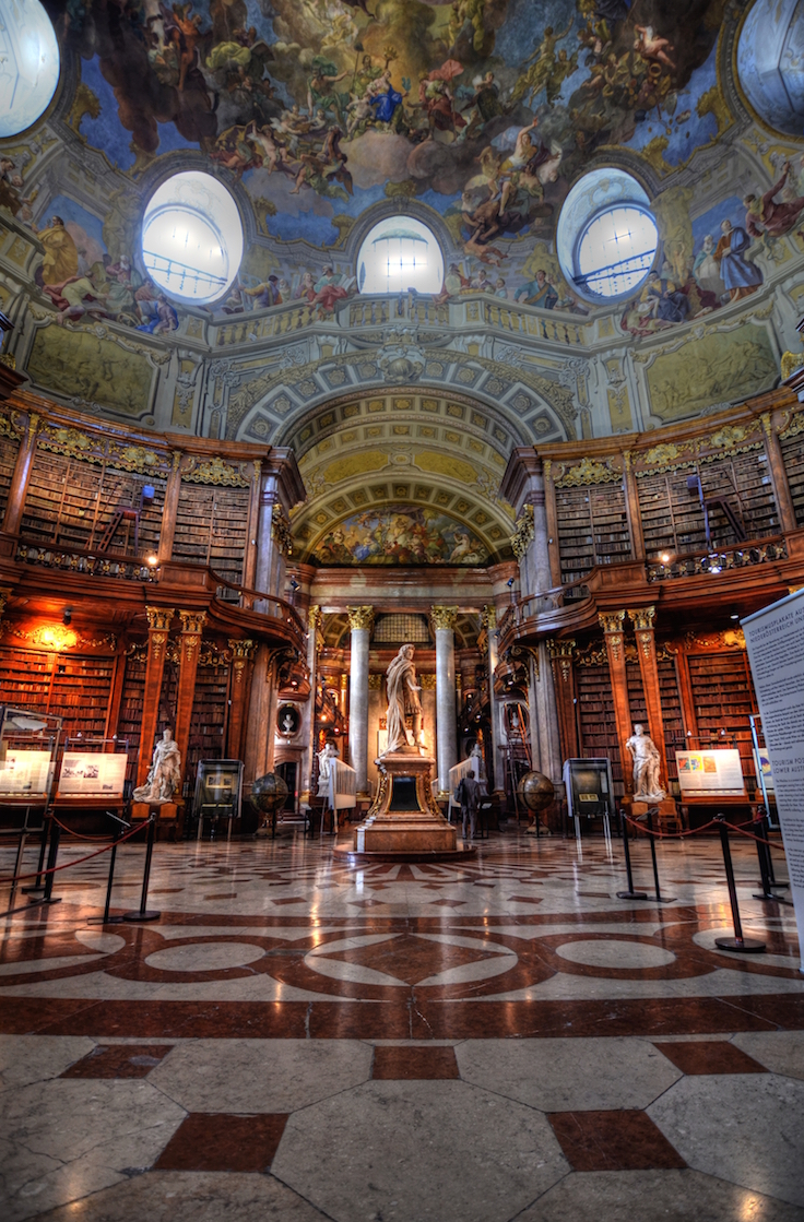 State_Hall_of_the_Austrian_National_Library_NightFall