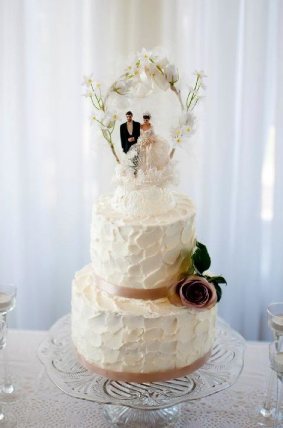 Vintage Topper + Simple Wedding CakeVictorian Wedding Cake