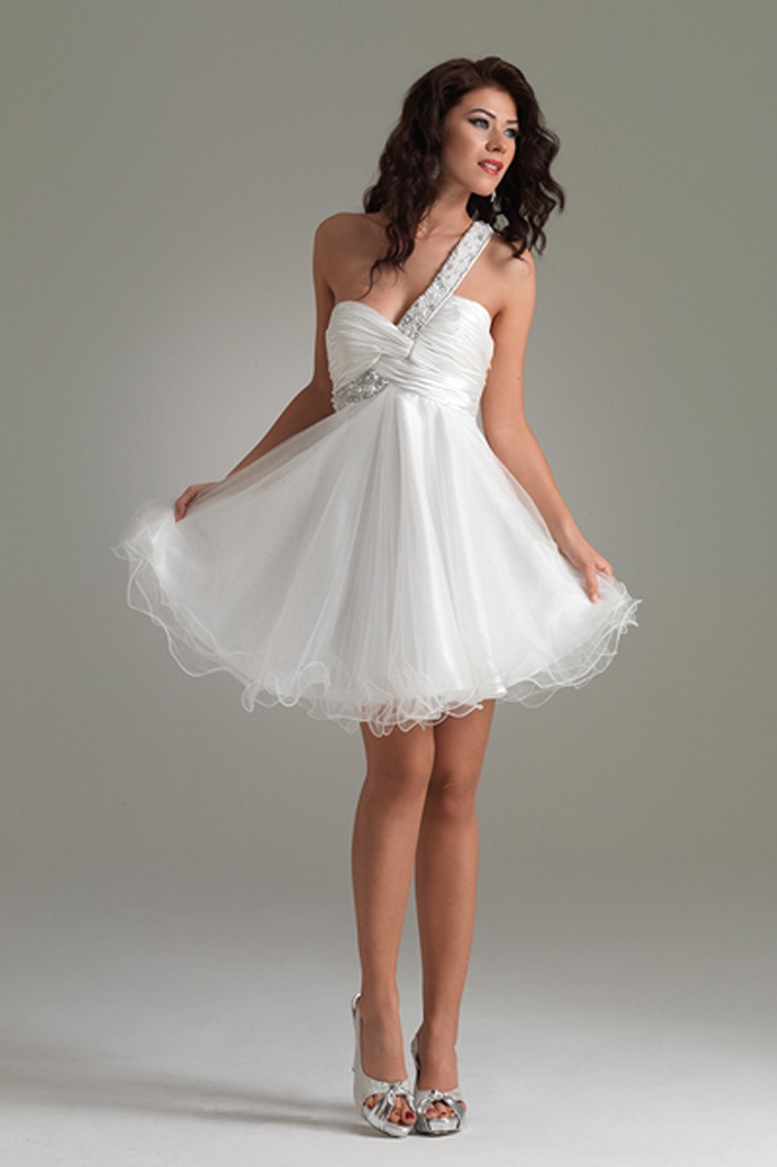 White Semi Formal Dresses