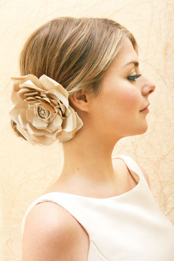 bridal-veils-hair-accessories-by-suzy-orourke-beige-hair