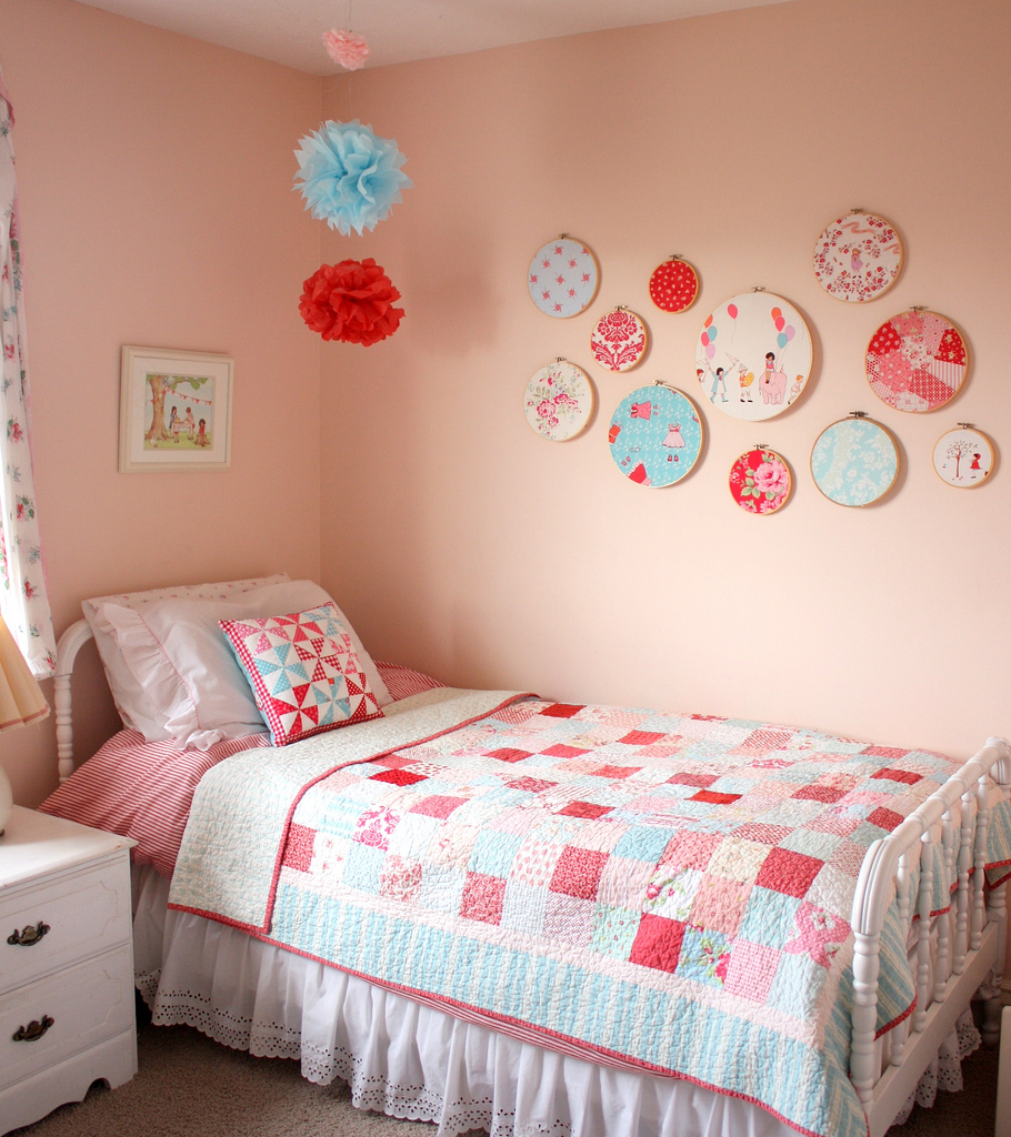 red pink aqua bedroom