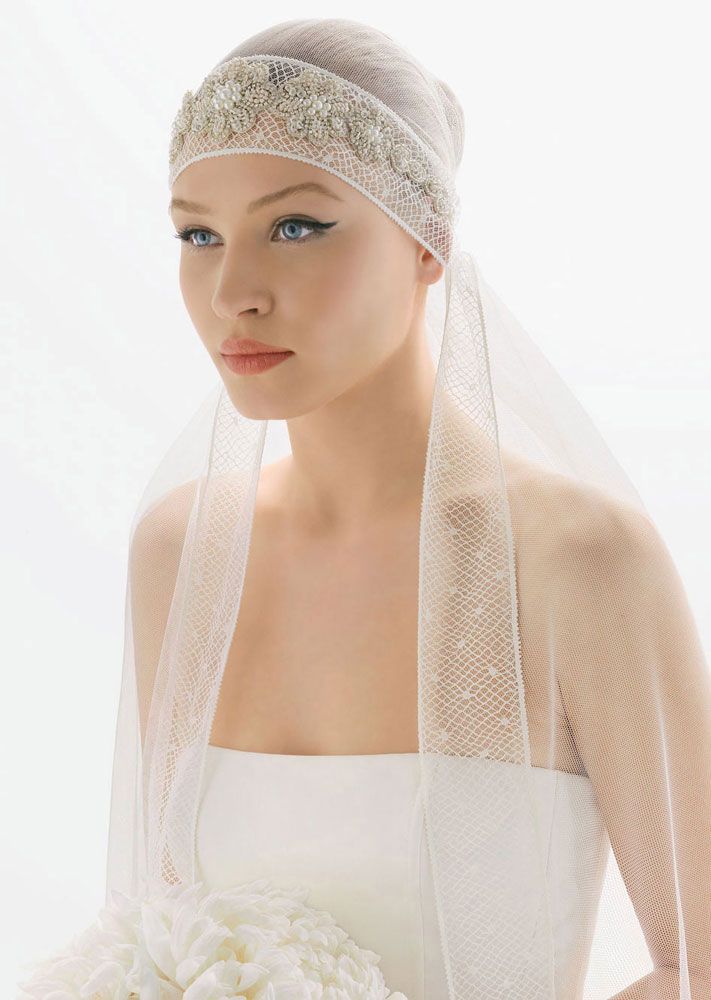romantic-bridal-veils-by-rosa-clara-bridal-hair-wrap-beaded-floral