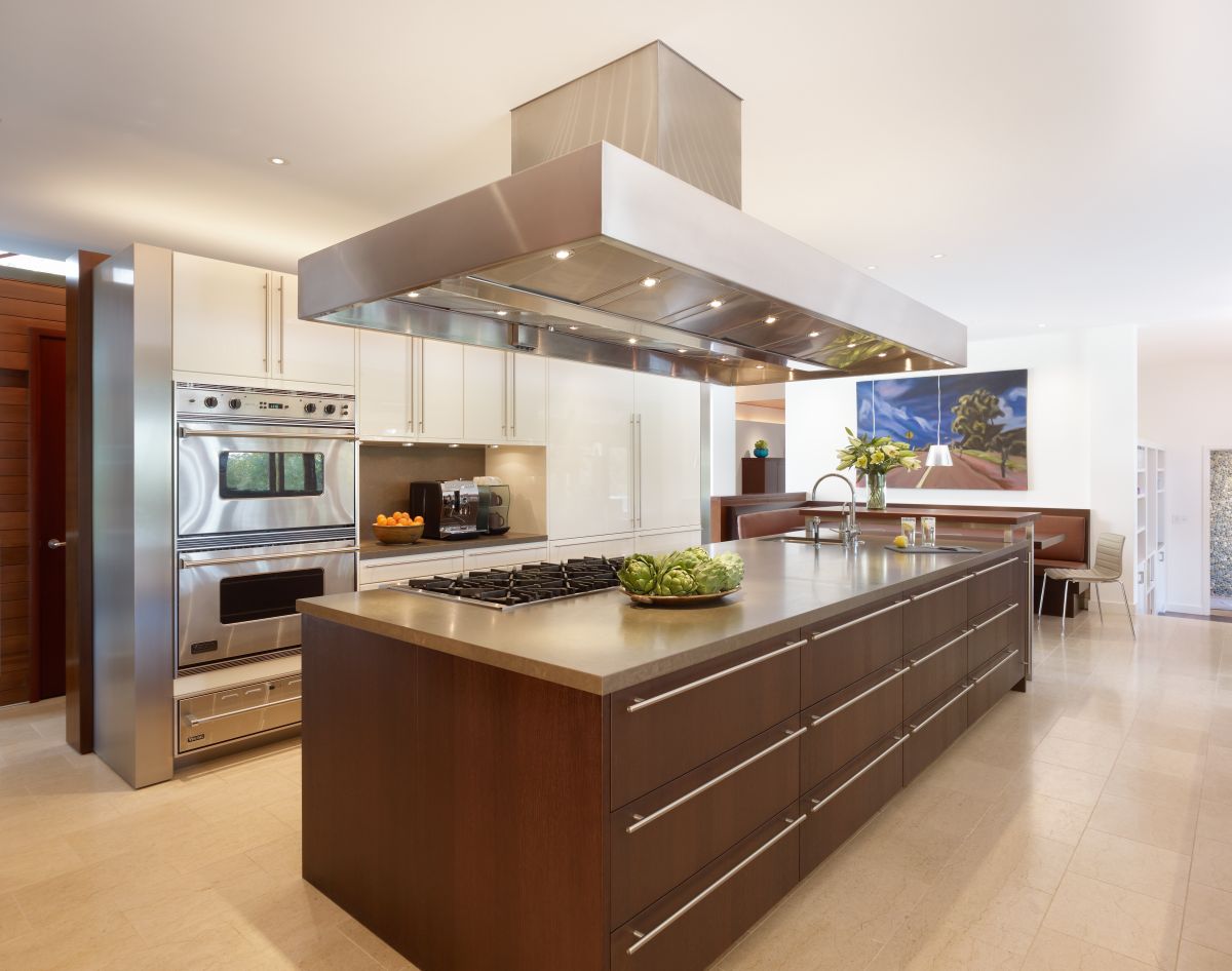 tasty-elegant-b-fb-spectacular-contemporary-design-kitchen-island-with-aspirator-with-impressive-ornament