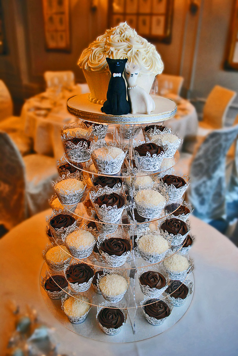 traditional three-tier wedding cake