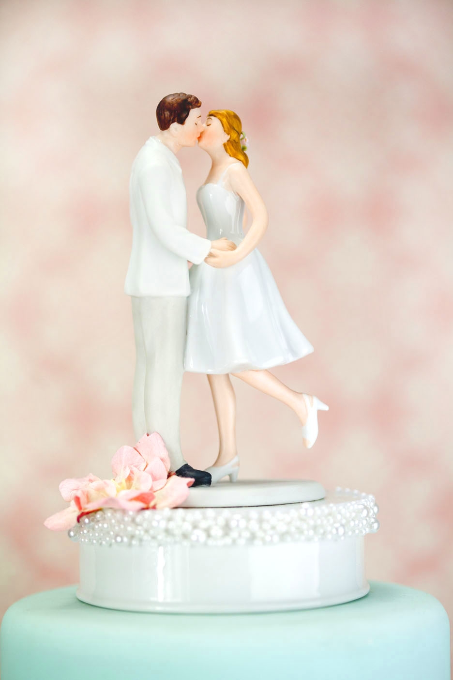 vintage-wedding-cake-toppers-for-sale-buy-vintage-wedding-cake-toppers---cake-tops-weddingcollectibles-wedding-image