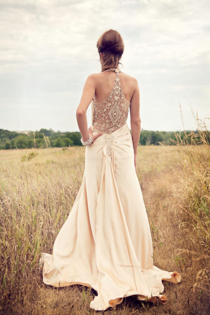 vintage-wedding-dress-bridal-style-inspiration-from-etsy-2__full
