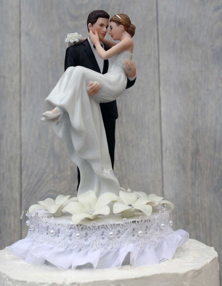 wedding-cake-toppers-ideas