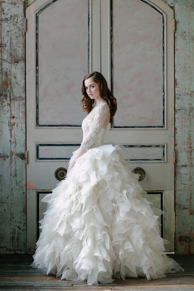 Totally-Stunning-Long-Sleeved-Wedding-Dresses-5