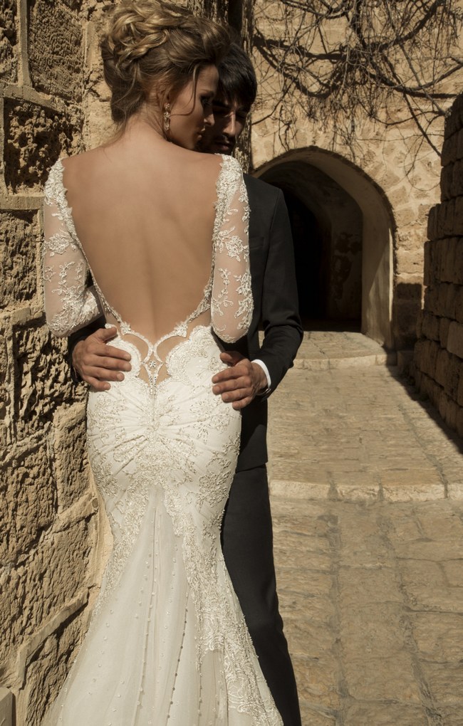 Totally-Stunning-Long-Sleeved-Wedding-Dresses-7
