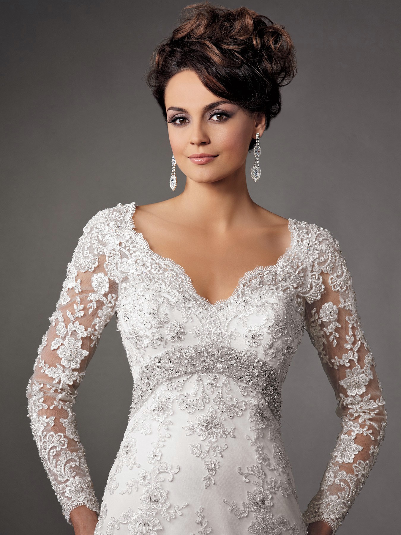 V Neck Lace Long Sleeves Mermaid Wedding Gowns
