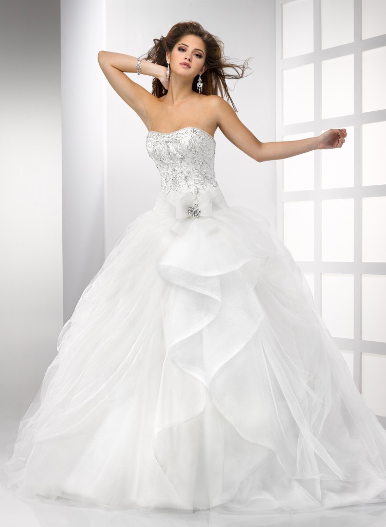 Wedding-Dress-With-Sleeves-Ball-Gown