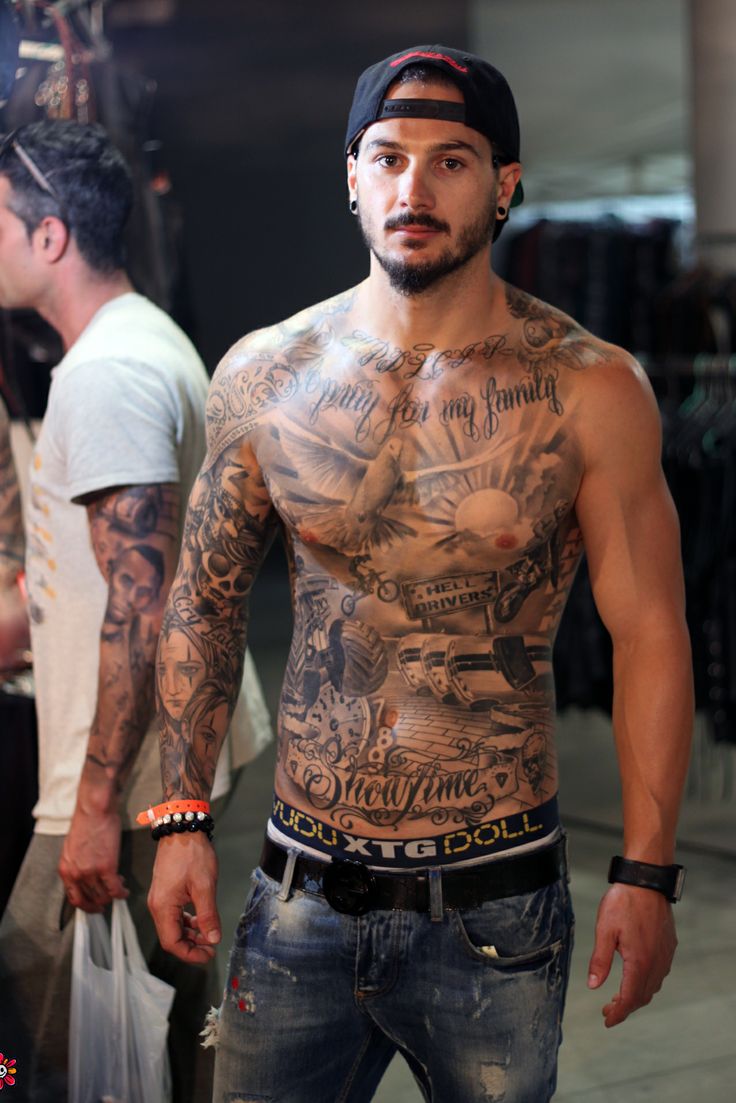 men-colorful-tattoos