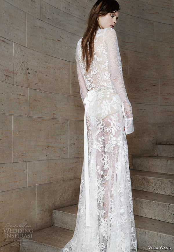vera-wang-spring-2015-bridal-collection-wedding-dress-back-view