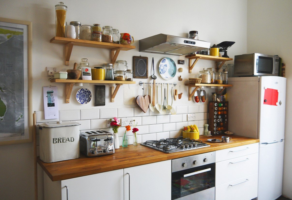 A Colorful Eclectic Kitchen in Glasgow