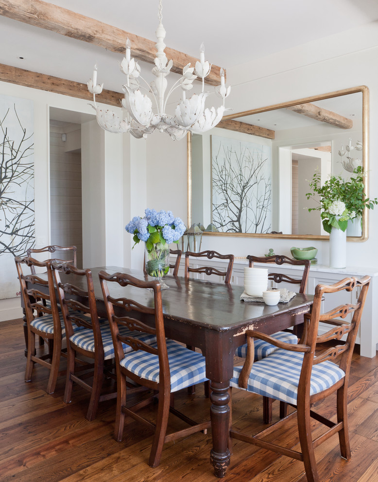 Beguiling-Distressed-Table-home-interior-design-Beach-Style-Dining-Room-New-York