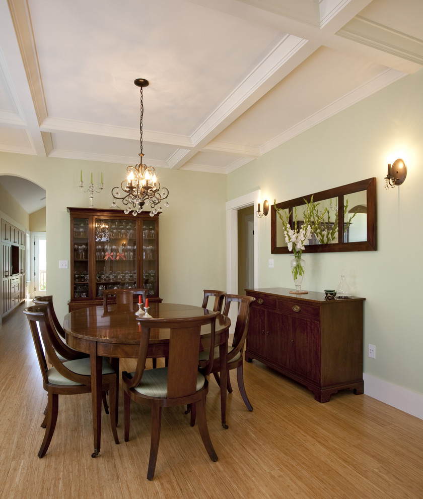 Engaging Antler Chandelier home interior design Craftsman Dining Room Seattle