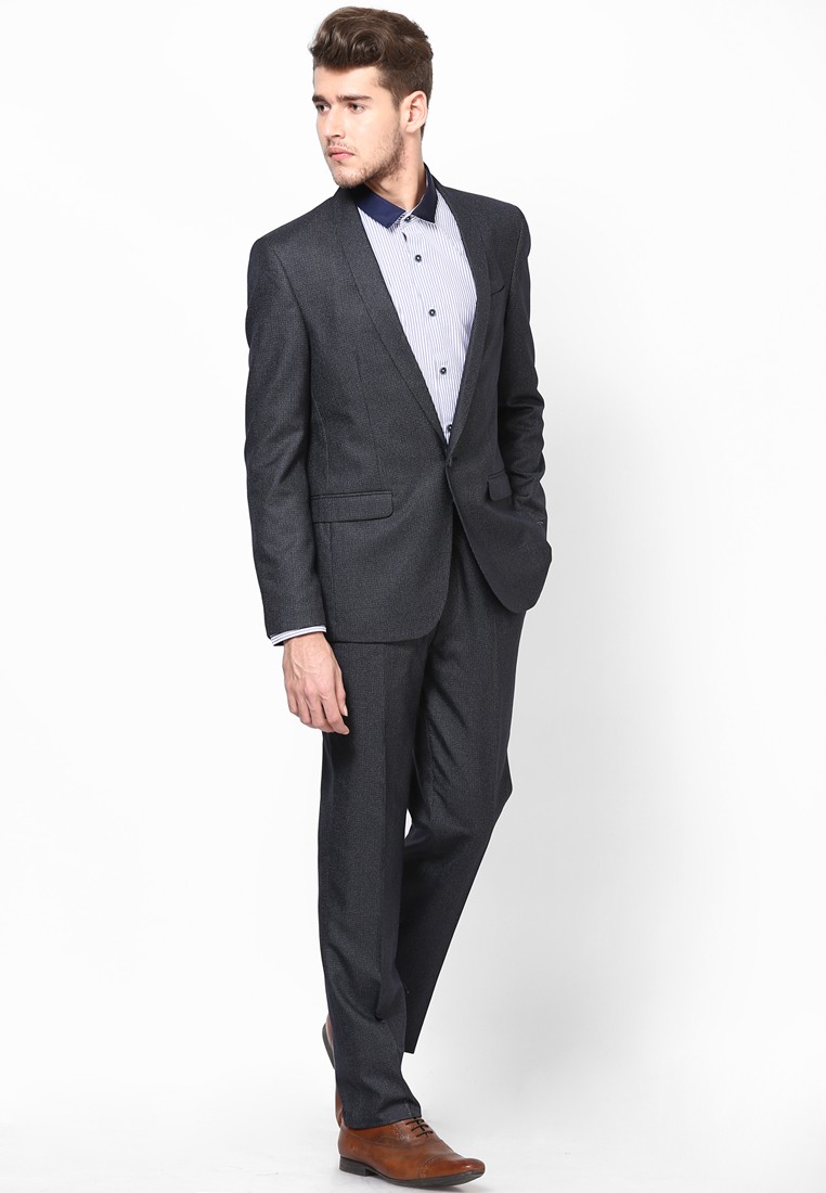 Mens Tailored Suits
