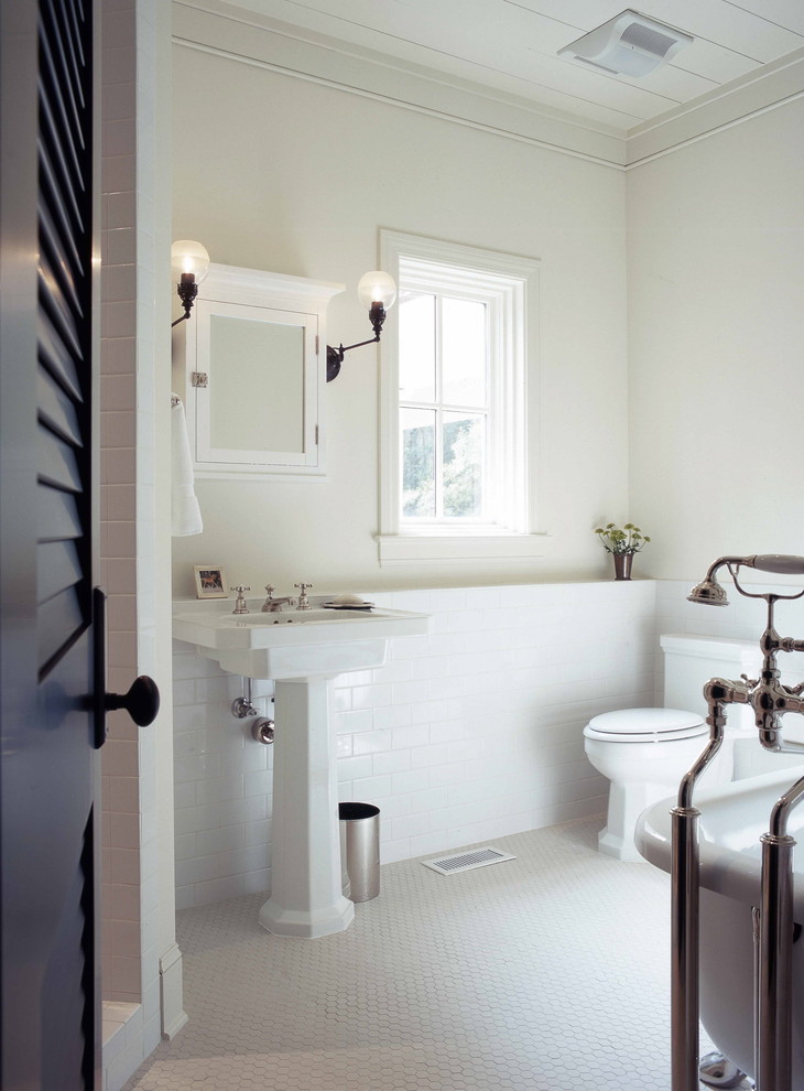 Pretty Low Country home interior design Traditional Charleston Bathroom