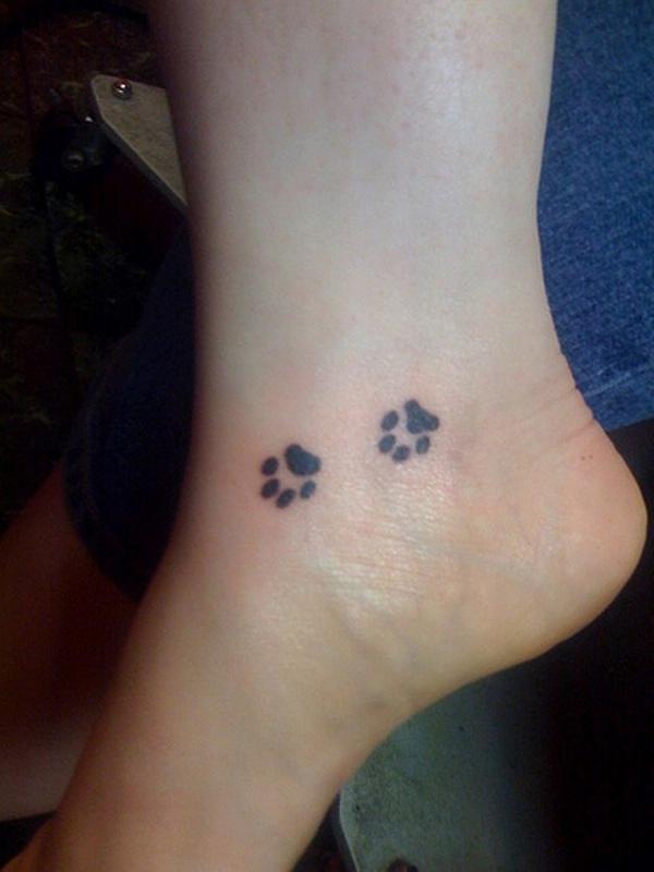 small tattoo cat ideas on foot