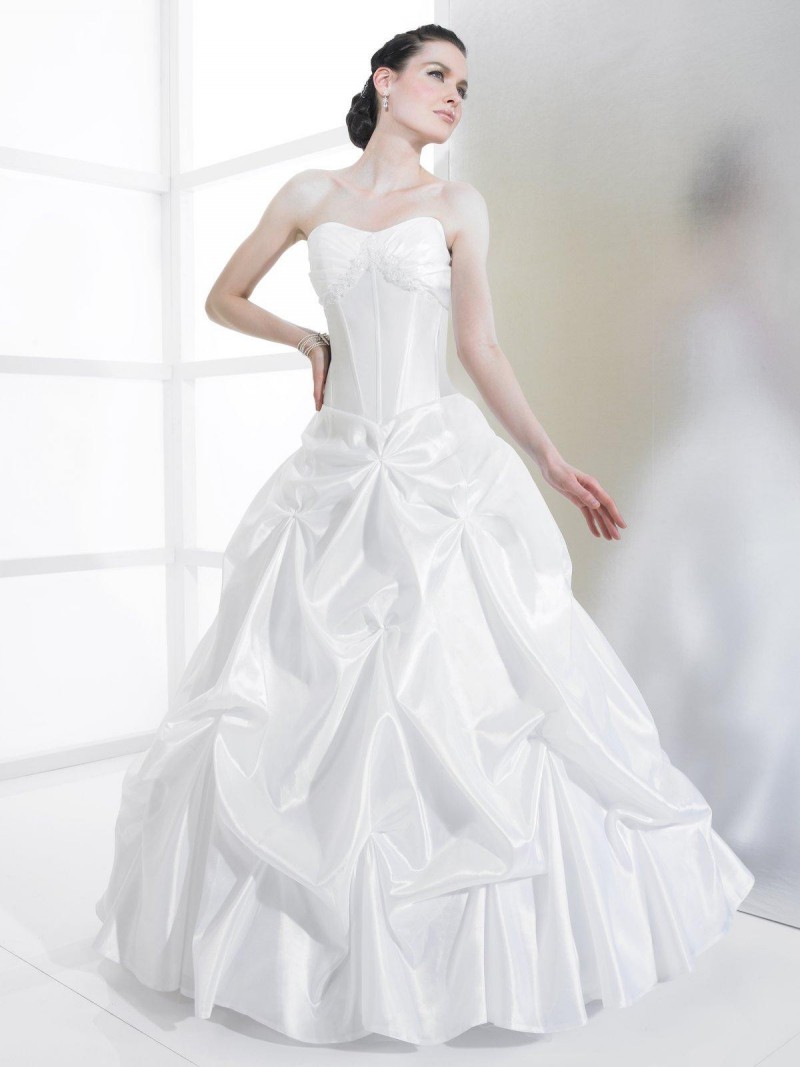 Taffeta Ball Gown Sweetheart Wedding Dress