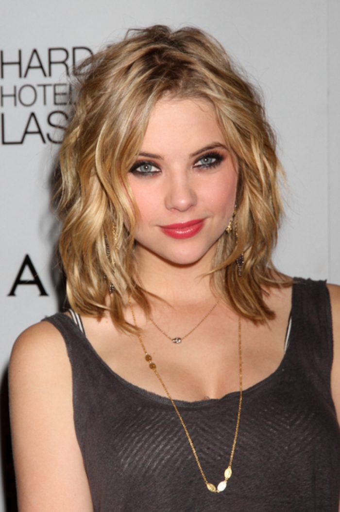 The Best Shoulder Length Haircuts