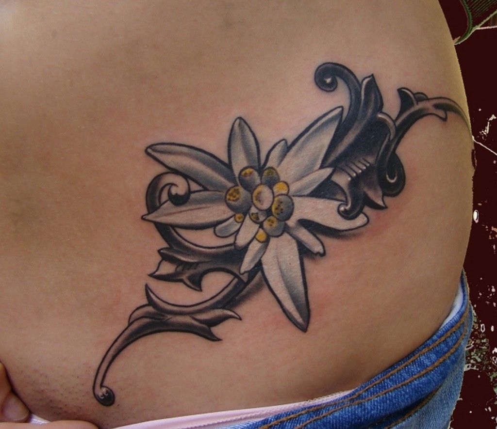 White-Flower-Stomach-Tattoo