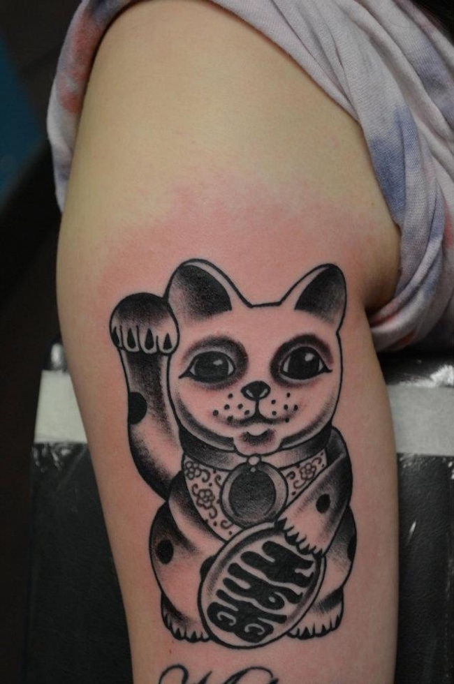 lucky cat amazing tattoo design