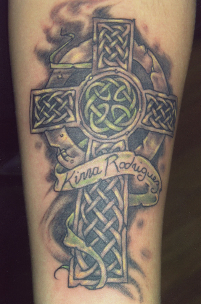 celtic crossy tatto
