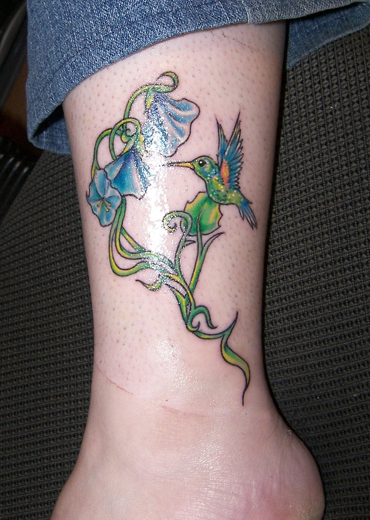 hummingbird tattoo on leg