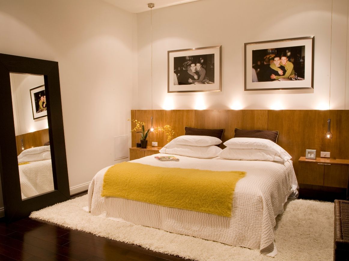 luxury contemporary bedroom design